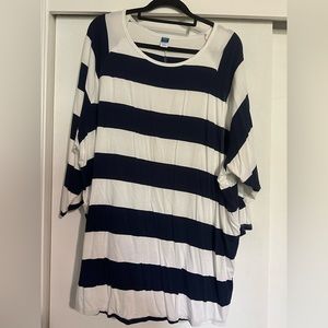 Maternity/Nursing Blue Strip Plus Size Shirt 2XL